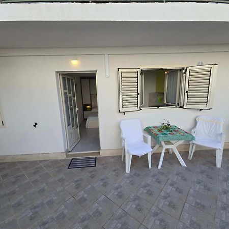 מאקרסקה Apartman Nika - Marija מראה חיצוני תמונה