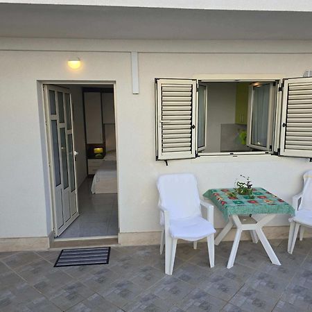 מאקרסקה Apartman Nika - Marija מראה חיצוני תמונה