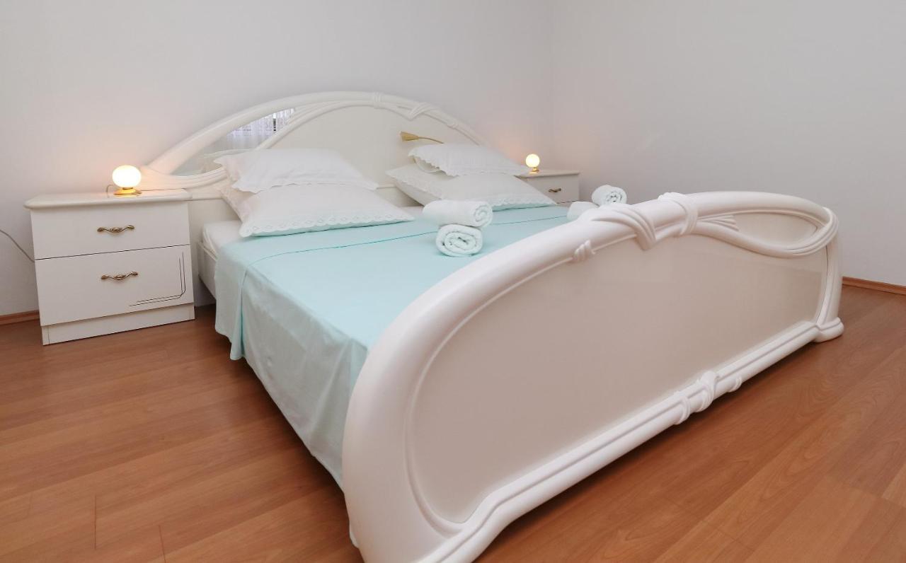 מאקרסקה Apartman Nika - Marija מראה חיצוני תמונה