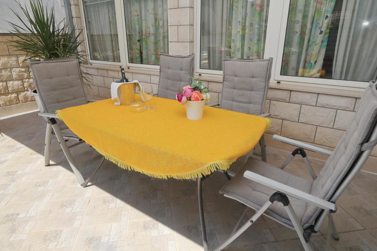מאקרסקה Apartman Nika - Marija מראה חיצוני תמונה