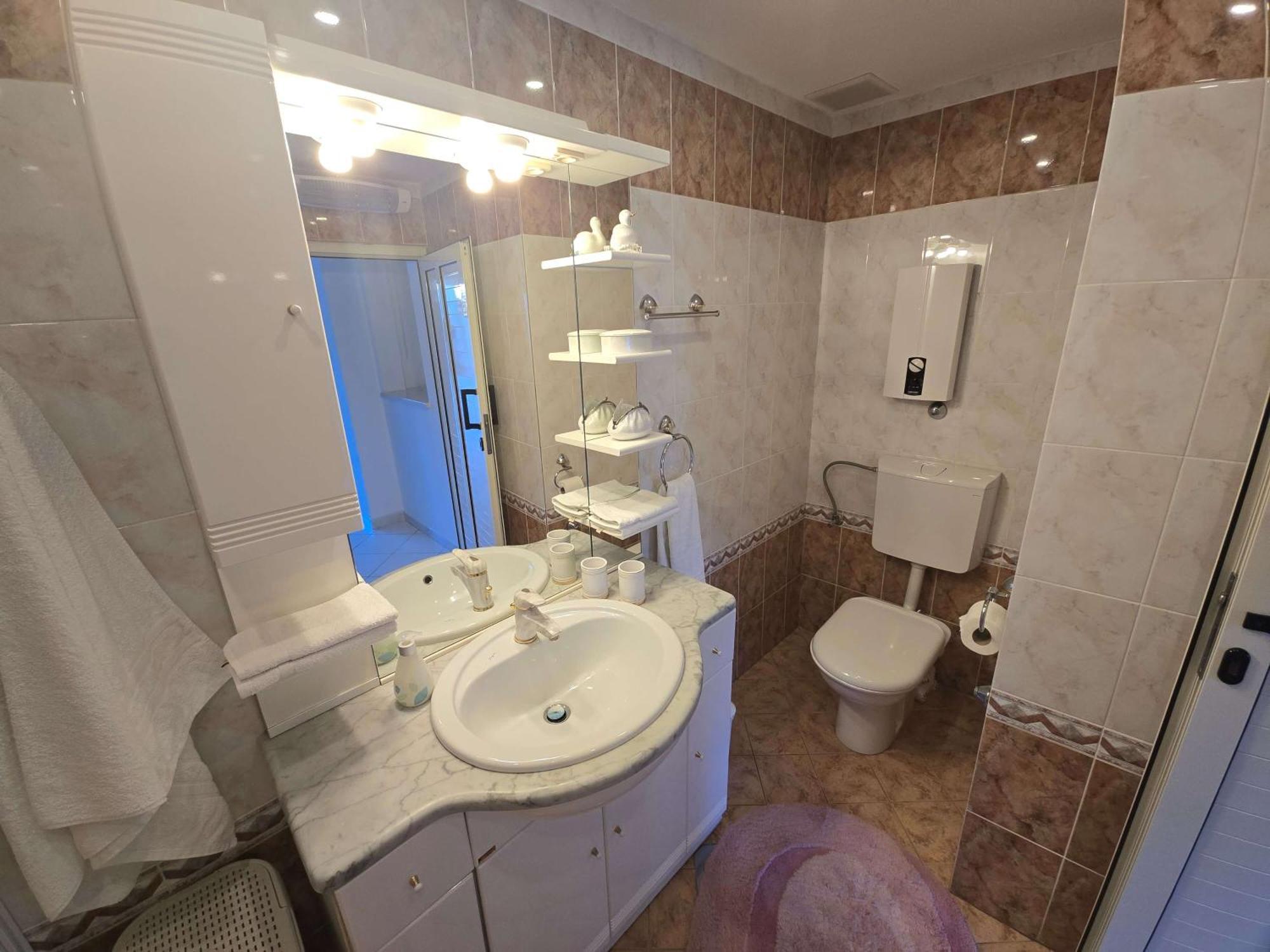 מאקרסקה Apartman Nika - Marija מראה חיצוני תמונה